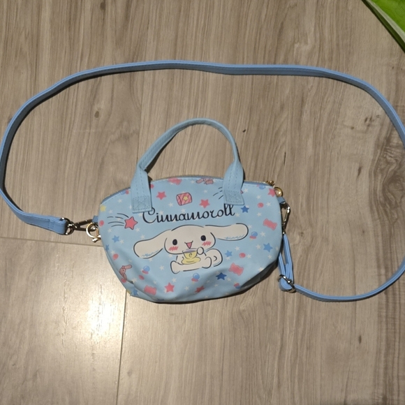 Cinnamoroll Light Blue Crossbody Bag - Picture 1 of 5